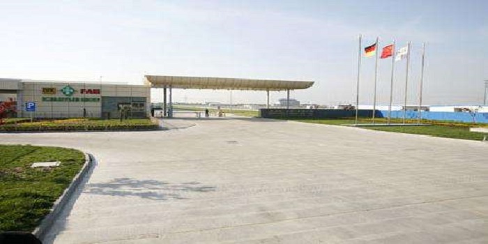 零部件引发车企“停产”危机 背后的缘由值得深思