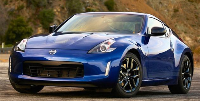打3.7L V6自吸动力 2019年款日产370Z特别版