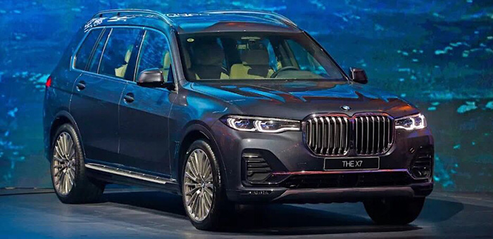 宝马旗舰SUV X7正式上市 售100-162.8万元