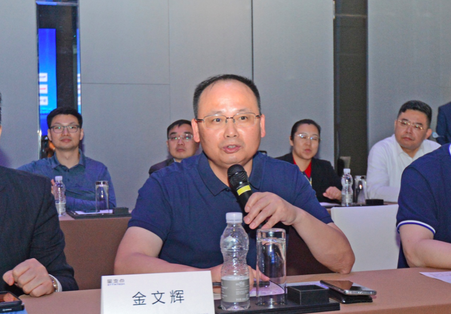 江铃龙8官网，华为，江铃,华为