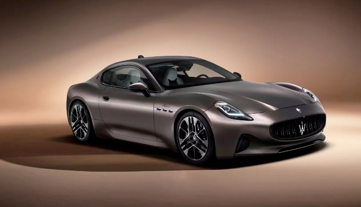 传玛莎拉蒂暂停开发电动旗舰车型Quattroporte Folgore